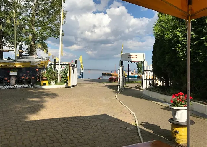 W Pucku Z Widokiem Na Morze